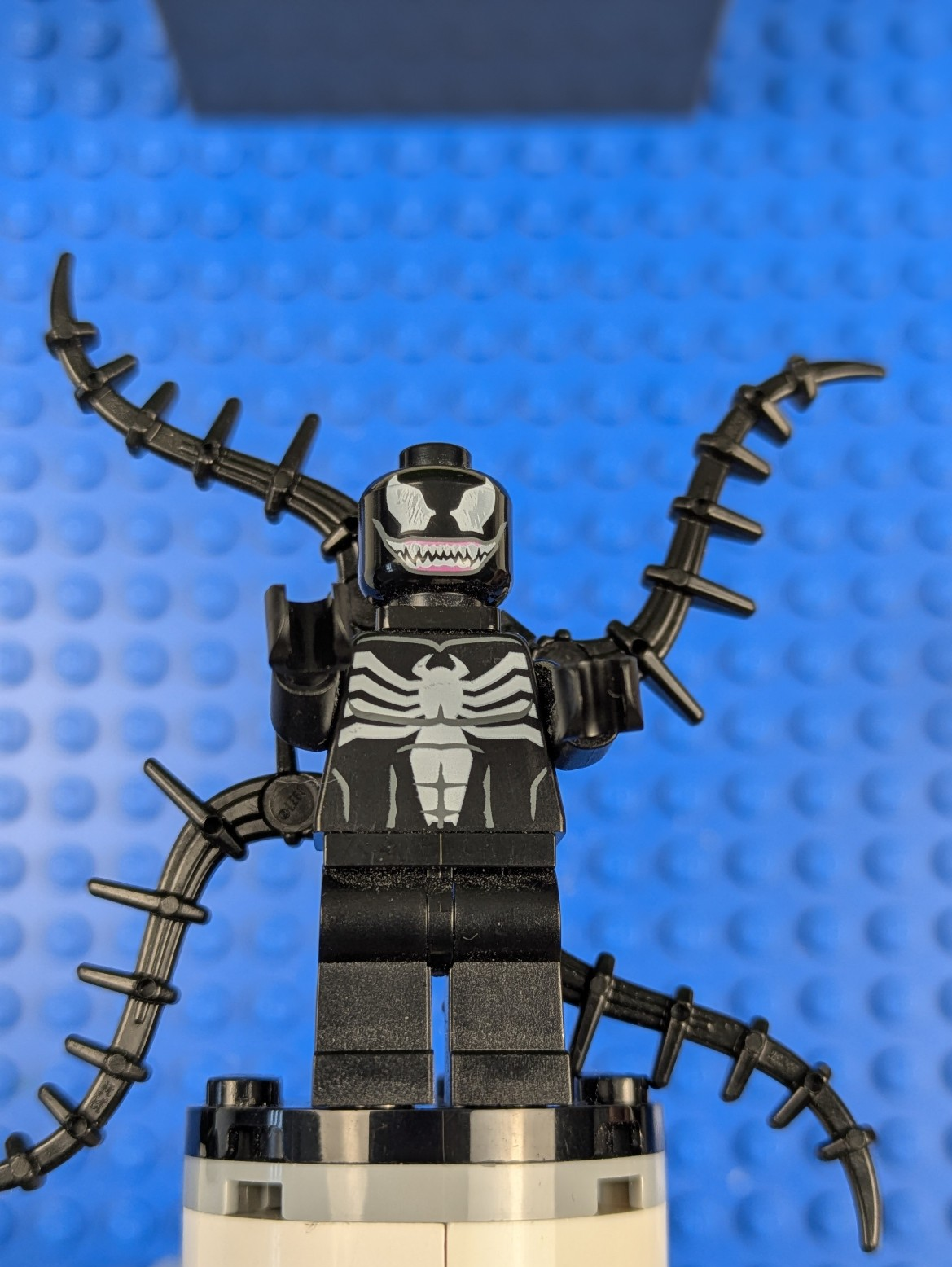 Lego Super Heroes: Venom - Teeth Together sh0055 Set 76004