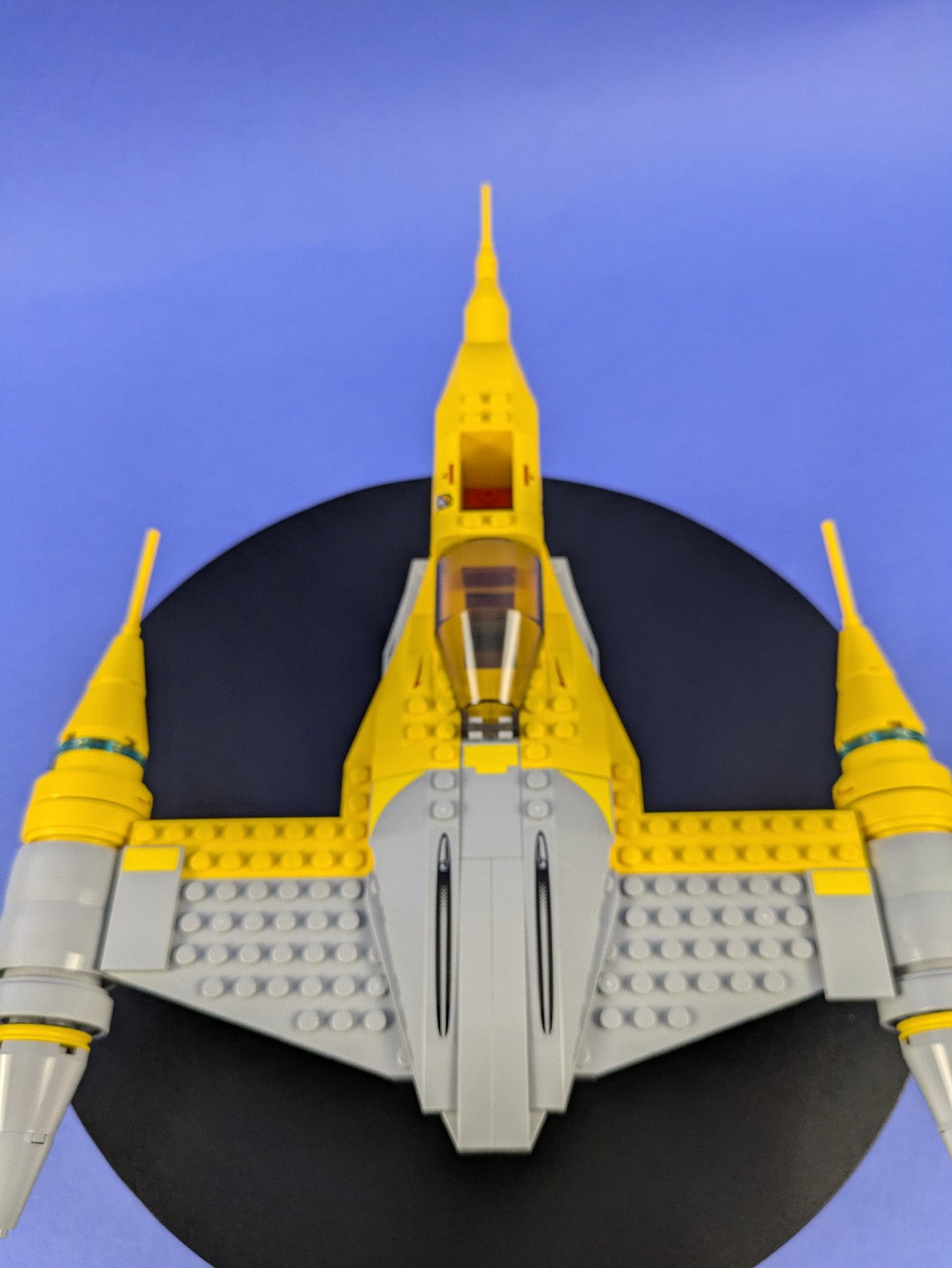 LEGO Star Wars Naboo Starfighter 75092 Incomplete Set Pre-Owned