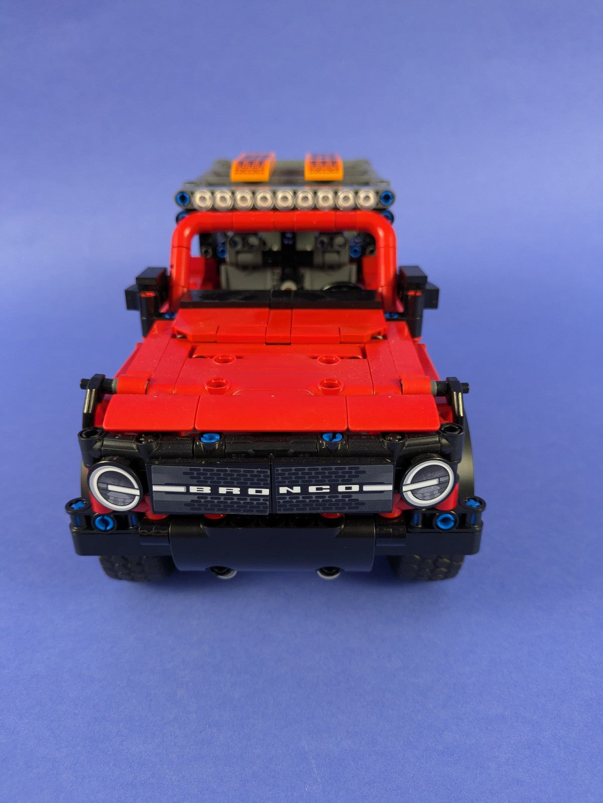 Lego Technic: Model: Off-Road: Ford Bronco SUV Set 42213 Complete Set