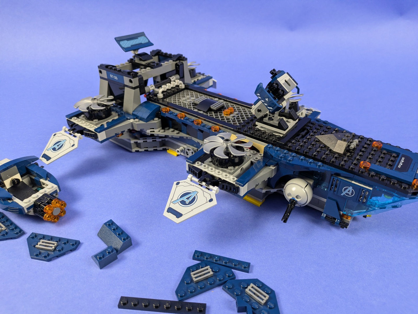 LEGO Super Heroes Avengers Helicarrier 76153 Incomplete Set Pre-Owned