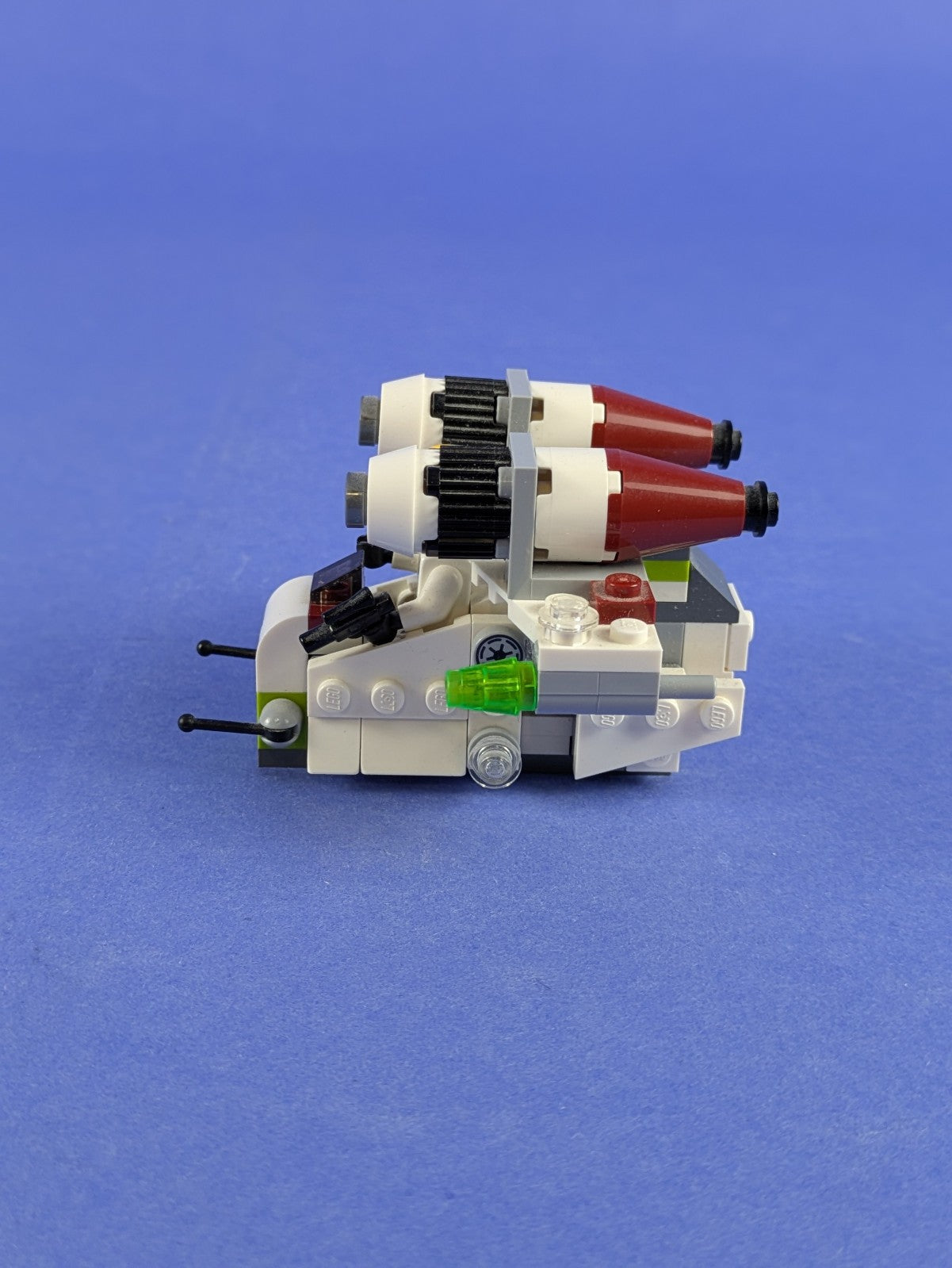 LEGO Star Wars Republic Gunship 75076 Complete Set Pre-Owned