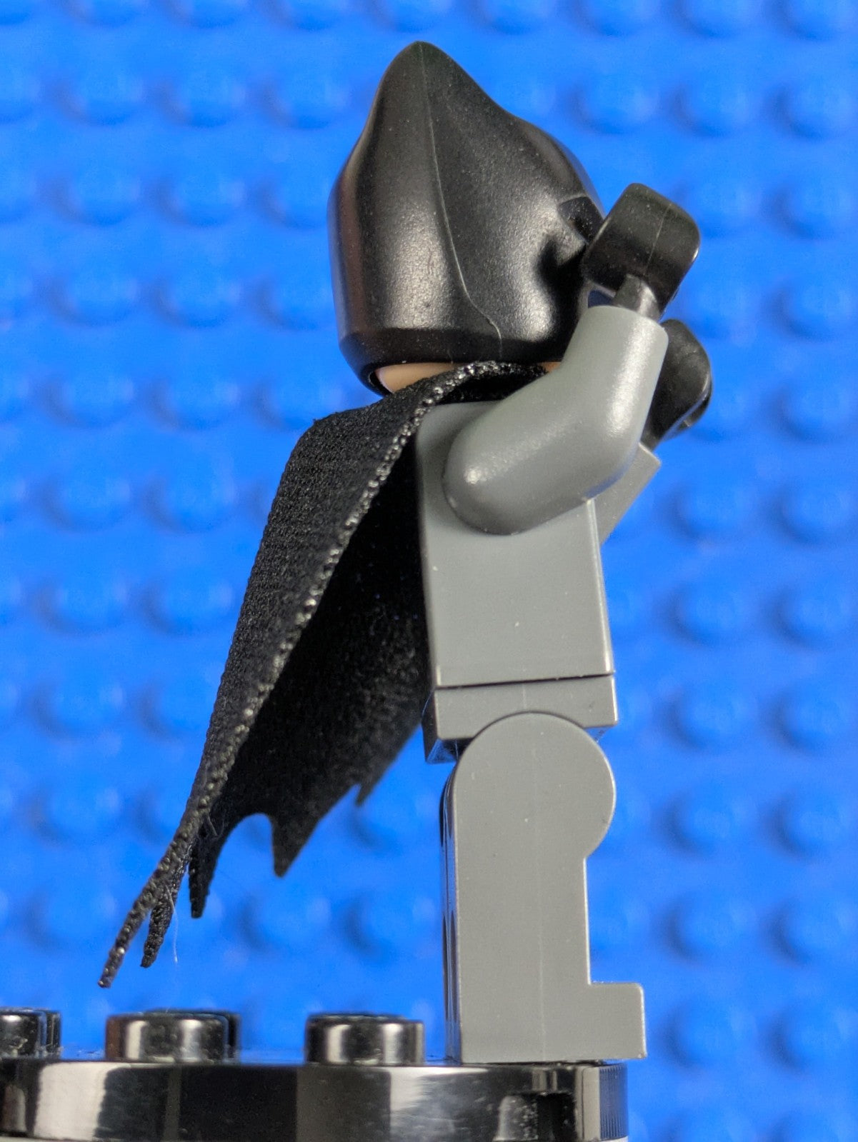 Lego Super Heroes: Batman - Dark Bluish Gray Suit sh0589 Set 76122