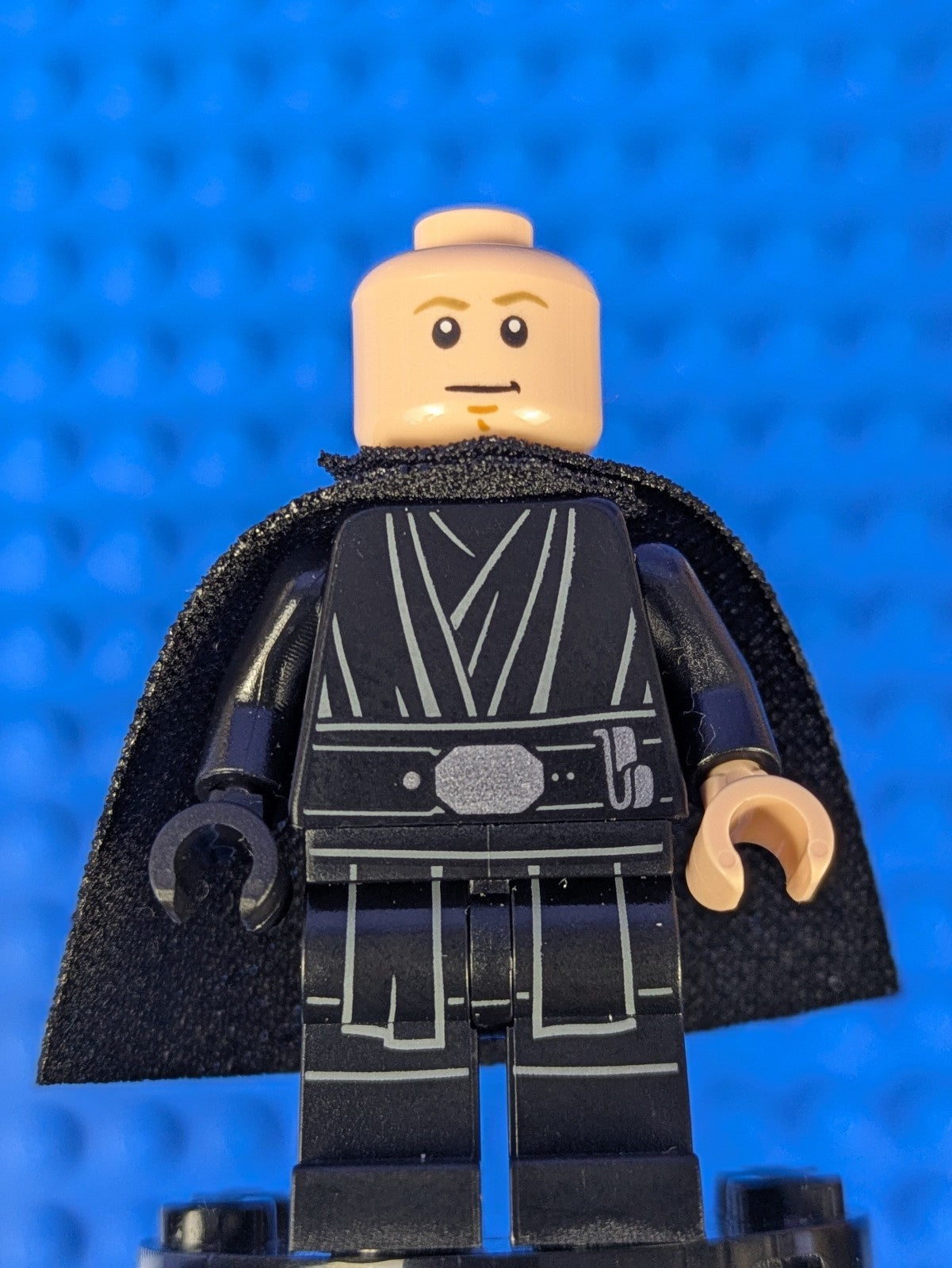 Lego Star Wars: Luke Skywalker (Black Hood and Cape) sw1191 Set 75324