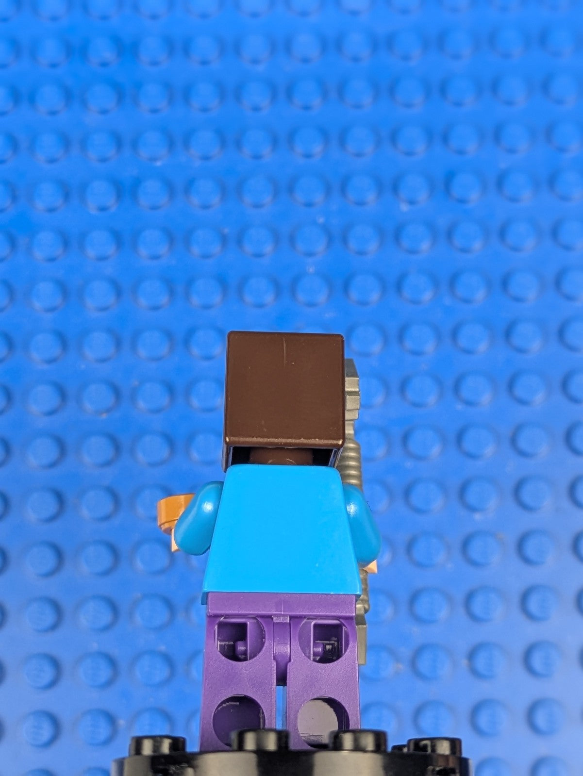 Lego Minecraft: Steve (Light Nougat) - Dark Purple Legs min009 Set 21116