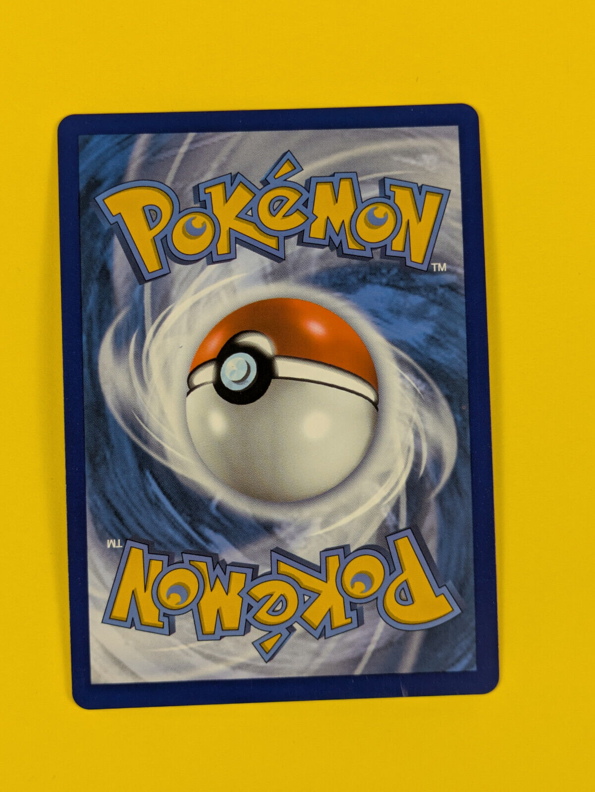 Celebi - 009/185 - Amazing Rare Vivid Voltage - Pokemon Card - NM