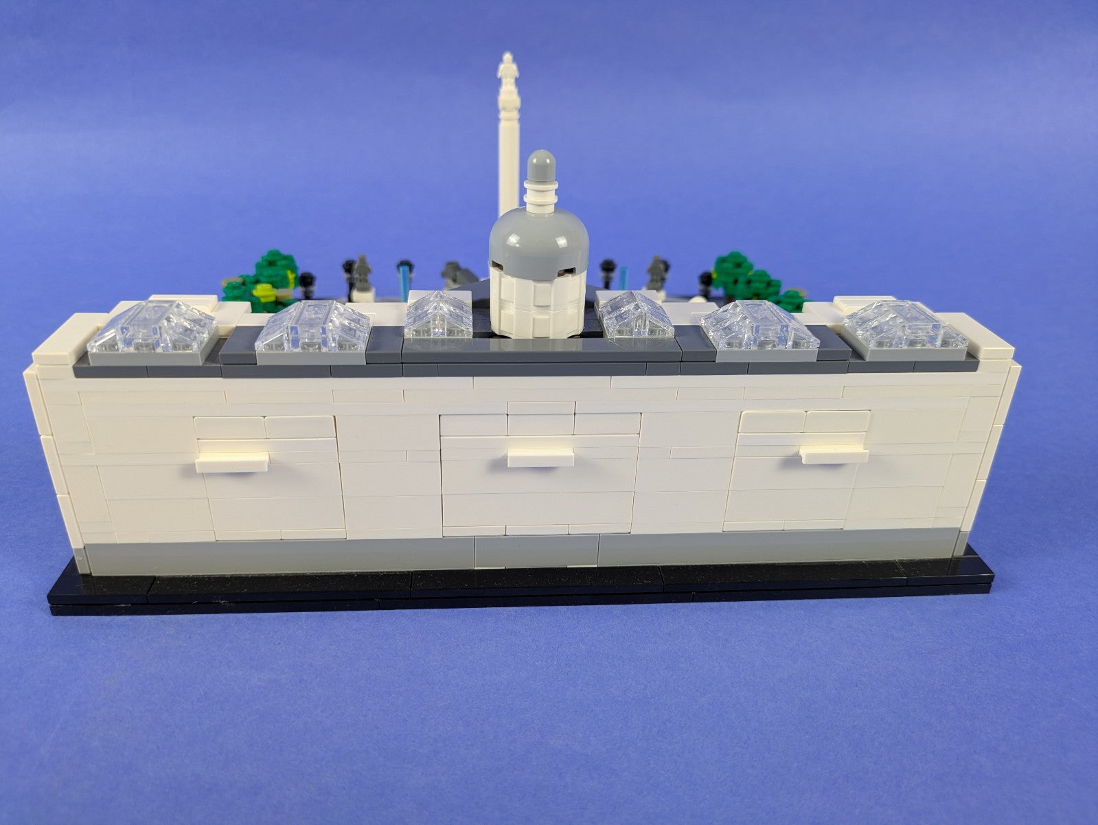 Lego Architecture: Trafalgar Square Set 21045 Complete Set