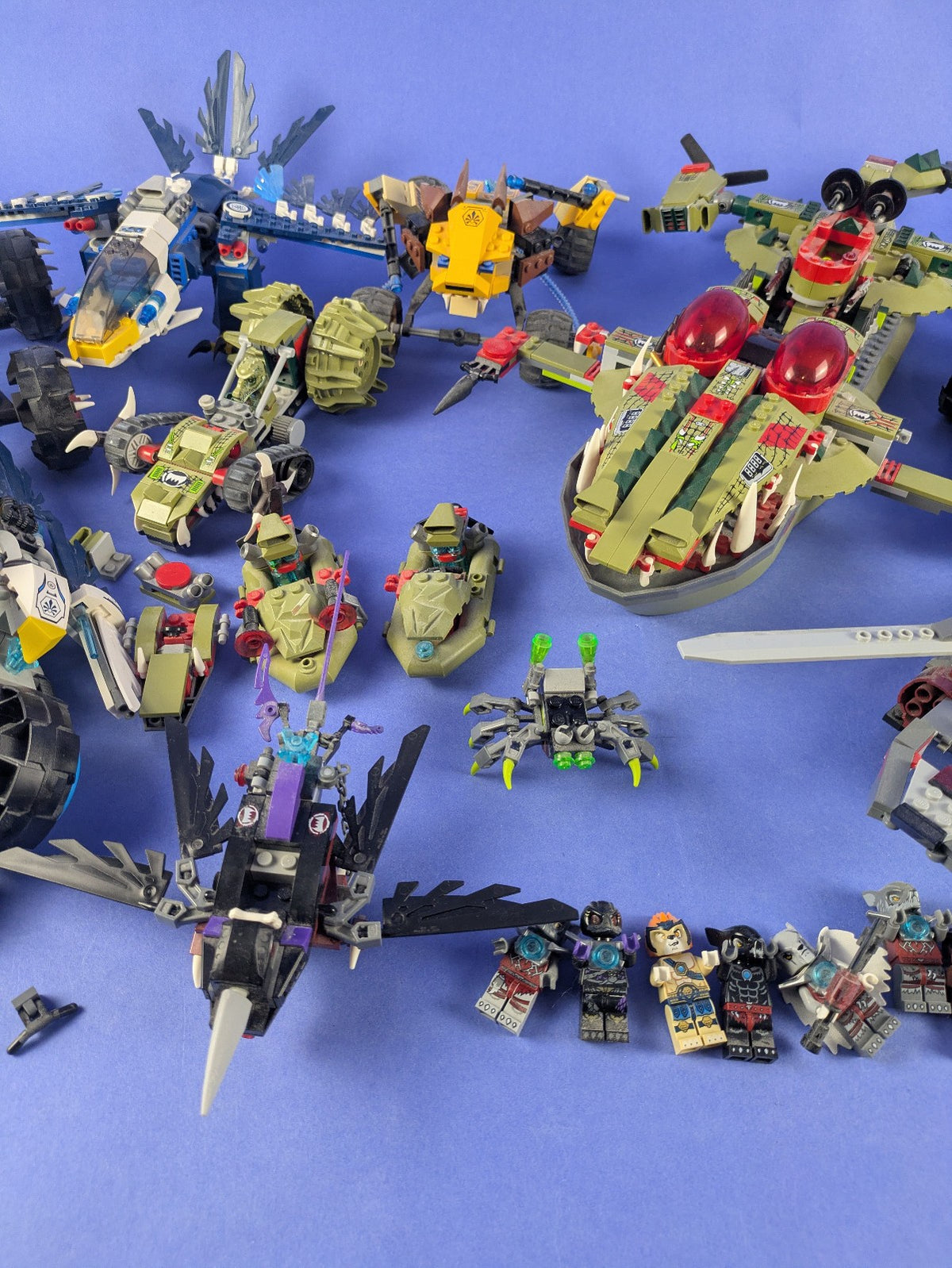 LEGO LEGENDS OF CHIMA Bundle Deal More Than 10 Sets Pre-Owned