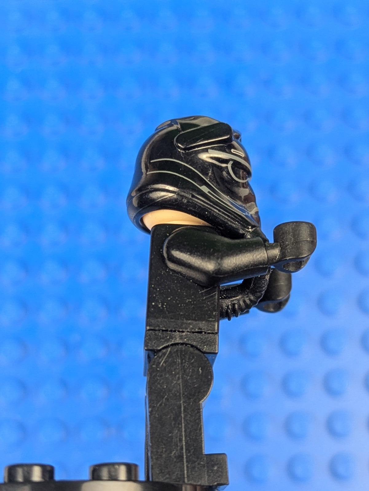 Lego Star Wars: Episode 7: First Order TIE Fighter Pilot sw0672 Set 75101