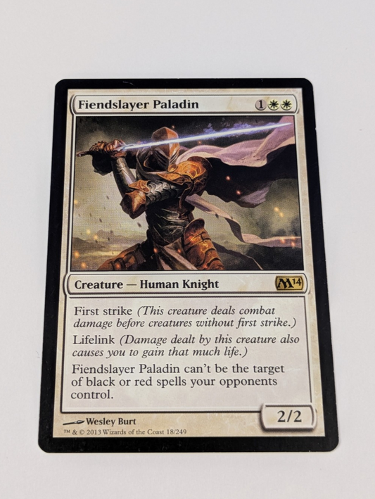 MTG: Magic 2014: Fiendslayer Paladin #18/249 Rare - NM