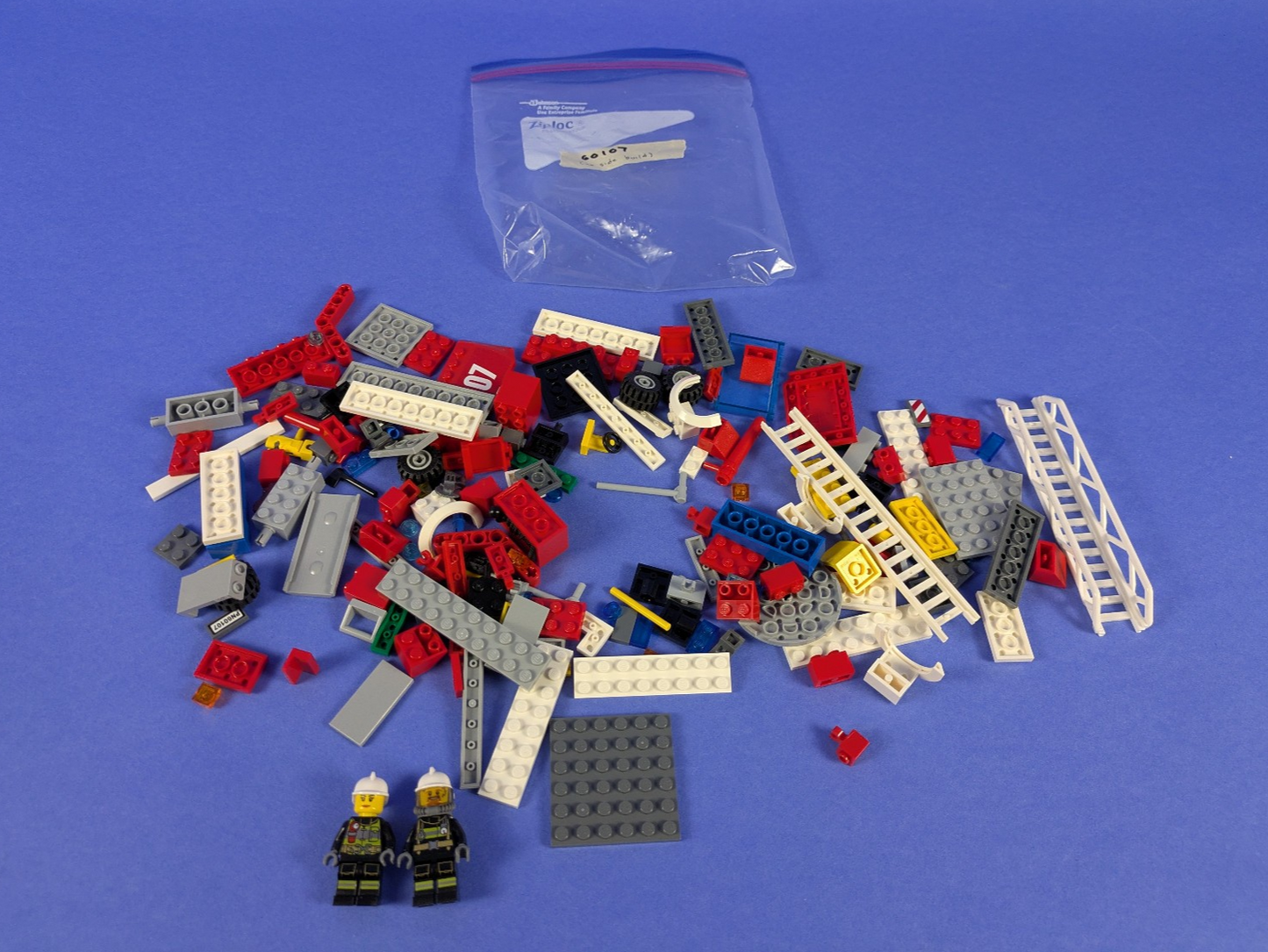 Lego Town: City: Fire: Fire Ladder Truck Set 60107 Incomplete Set
