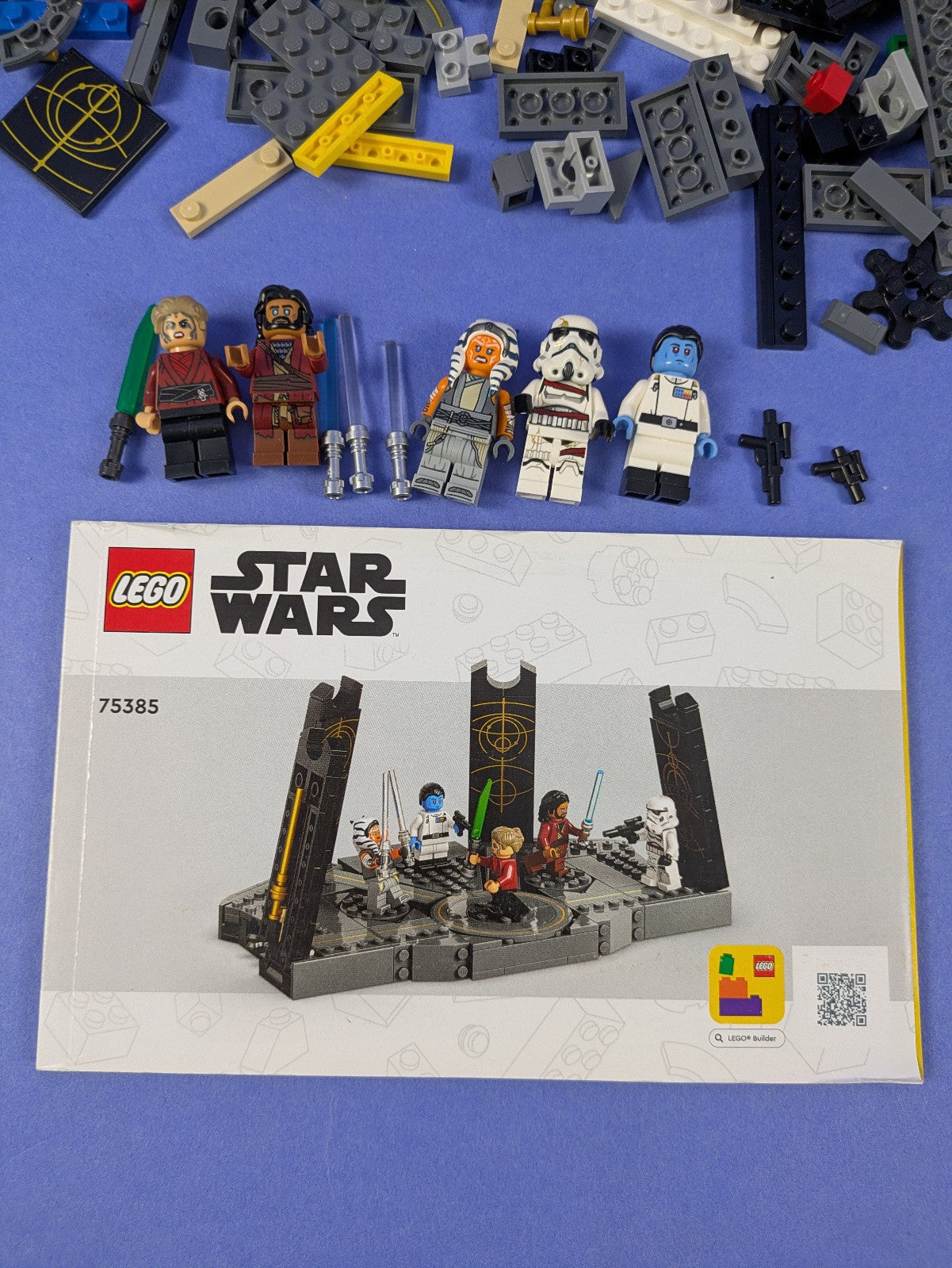 LEGO Star Wars Ahsoka Tano's Duel on Peridea 75385 Complete Set Pre-Owned