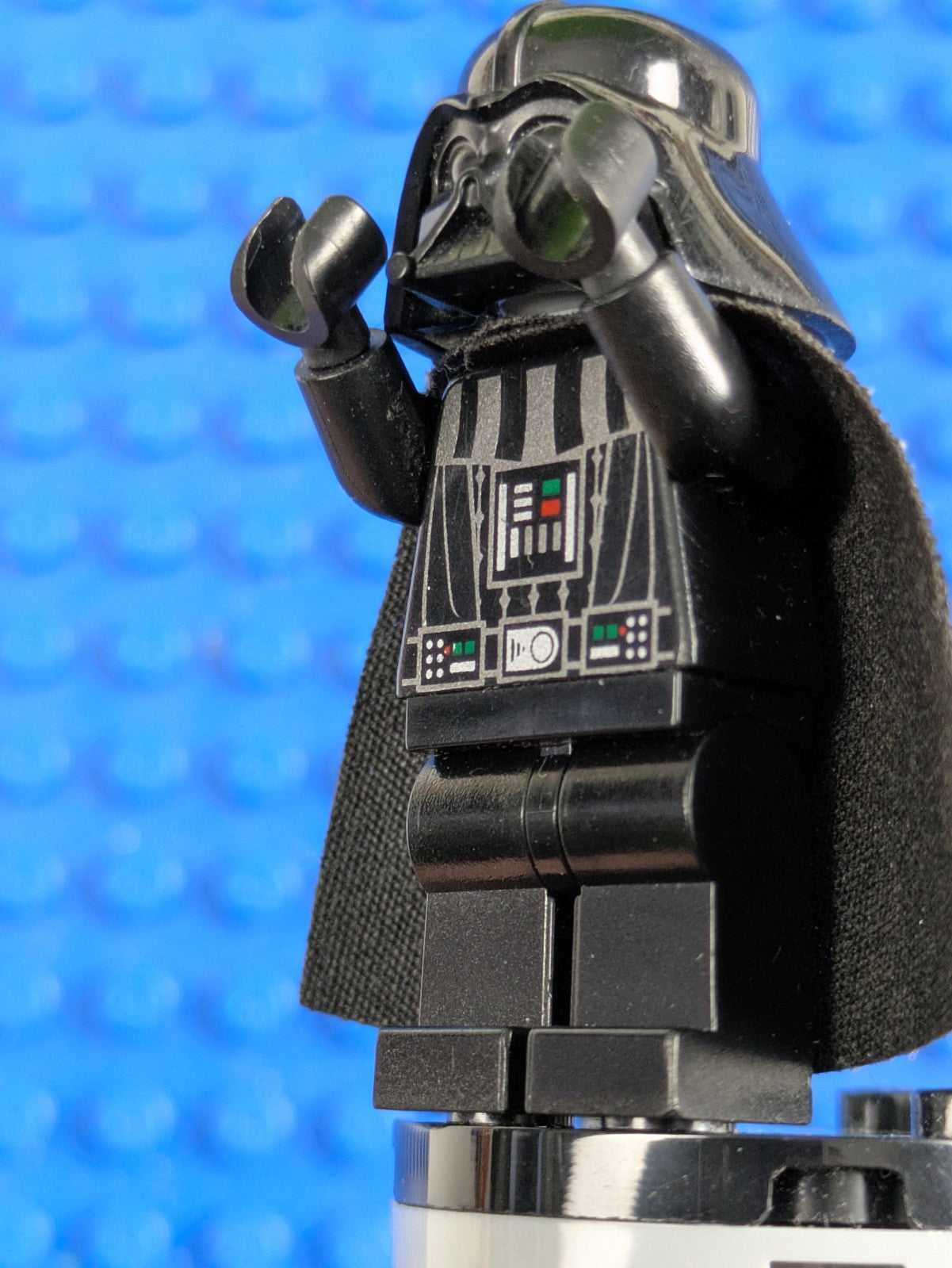Lego Star Wars: Darth Vader (White Pupils) sw0277 Set 10212