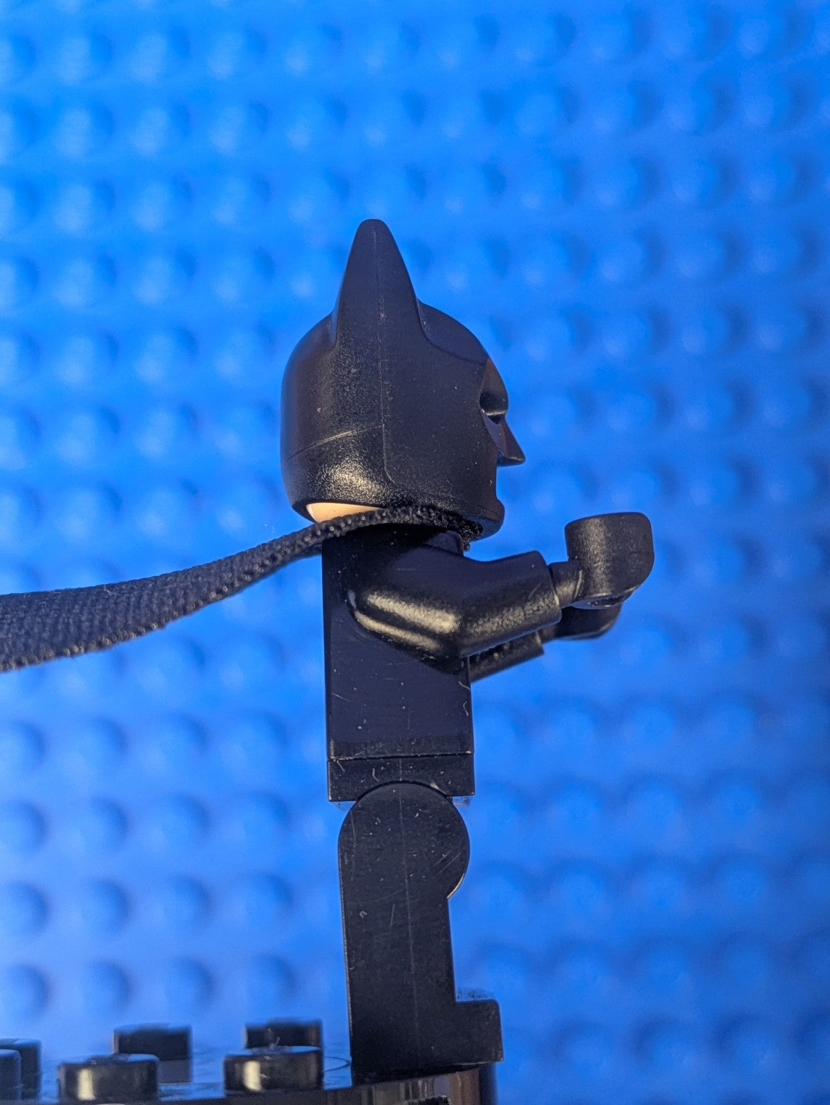 Lego Super Heroes: Batman - Black Suit with Yellow Belt sh0016b Set 77903