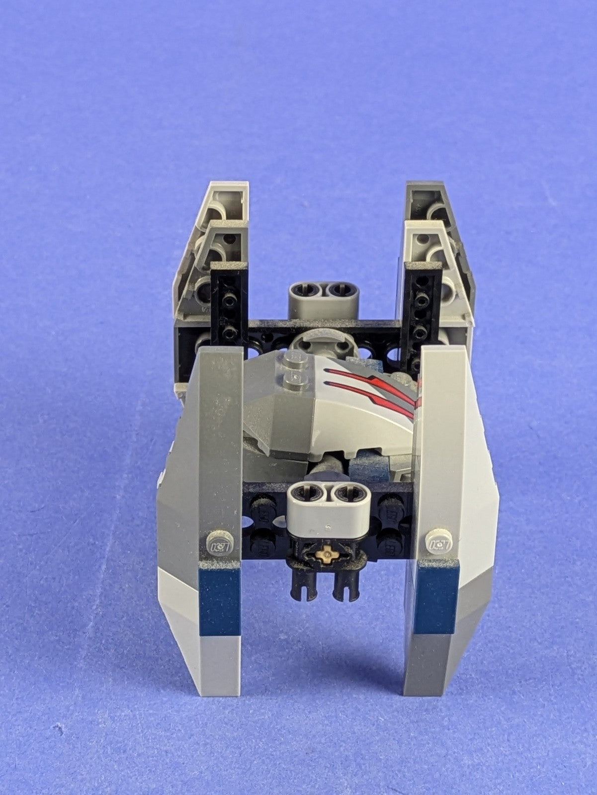 LEGO Star Wars Vulture Droid 75073 Incomplete Set Pre-Owned