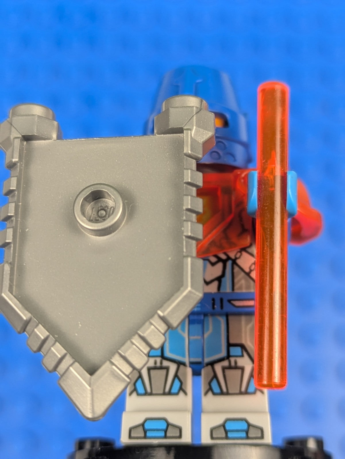 Lego NEXO KNIGHTS: Royal Soldier / King's Guard nex122 Set 70357