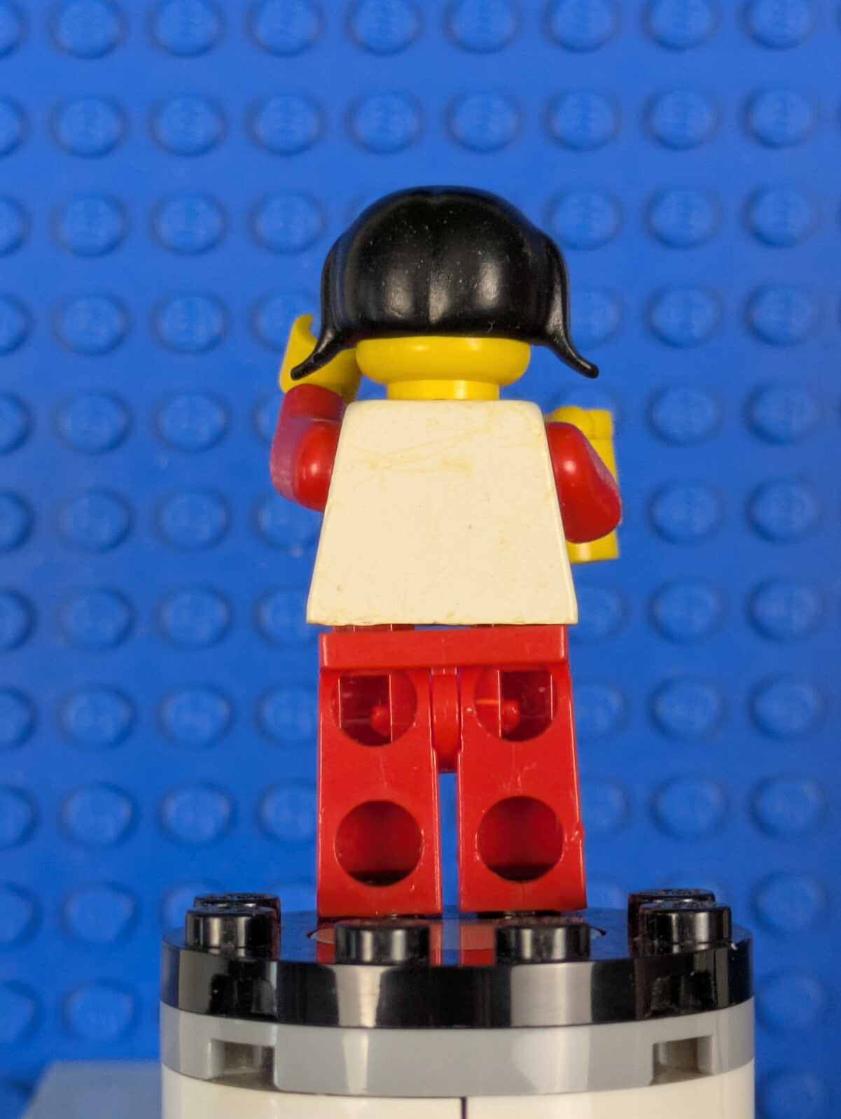 Lego Town: Classic Town: Horizontal Lines Red - Red Arms trn009 Set 4554