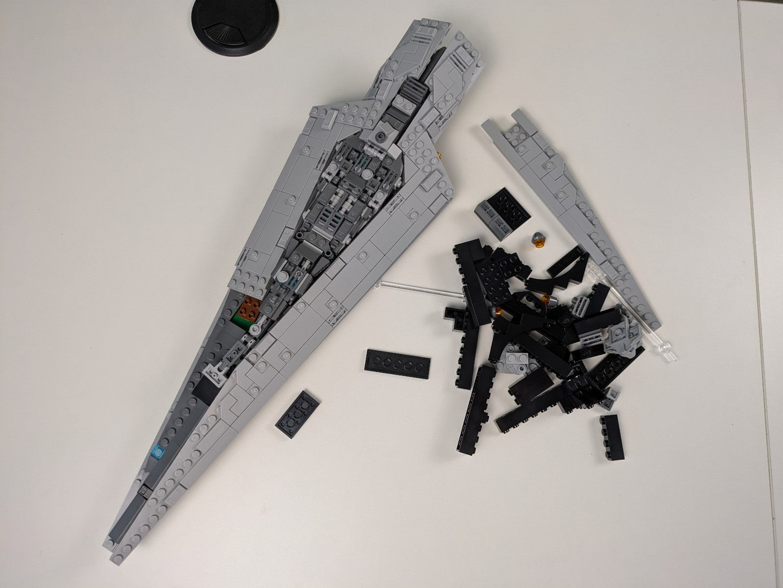 Lego Star Wars: Executor Super Star Destroyer Set 75356 - Complete Set