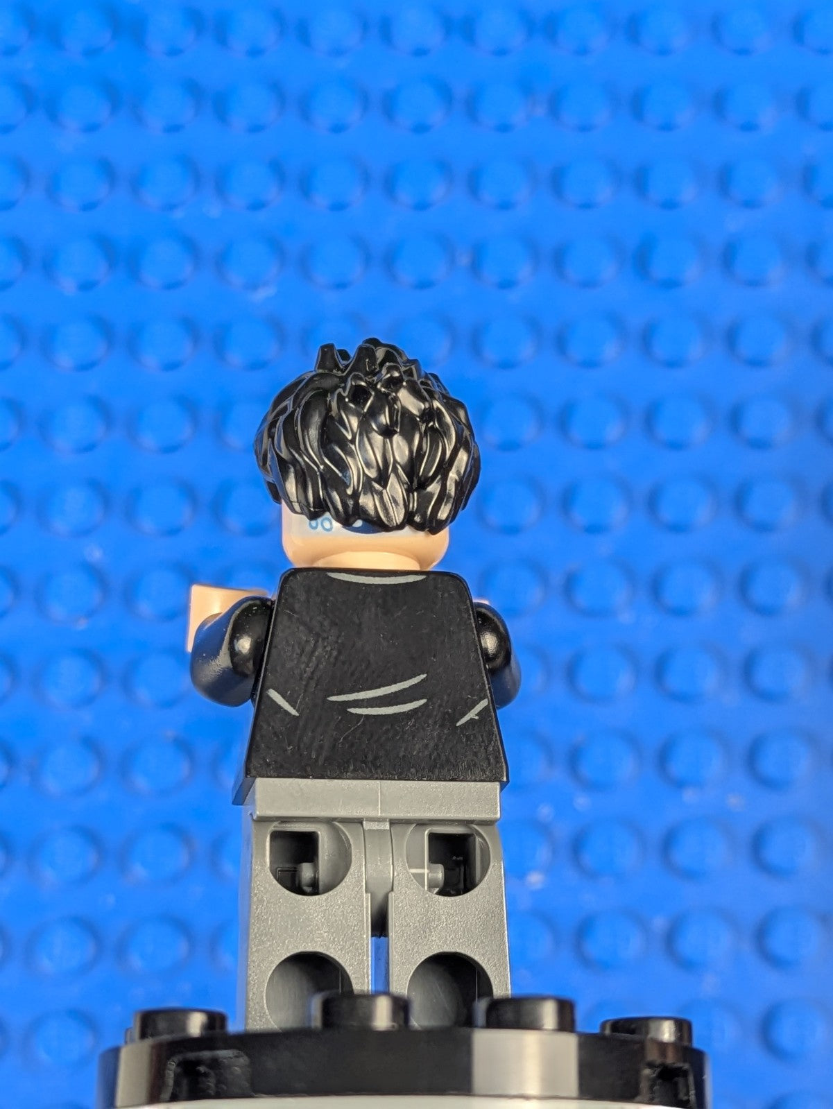 Lego Super Heroes: Tony Stark - Black Shirt with Gold Helmet sh0747 Set 76194