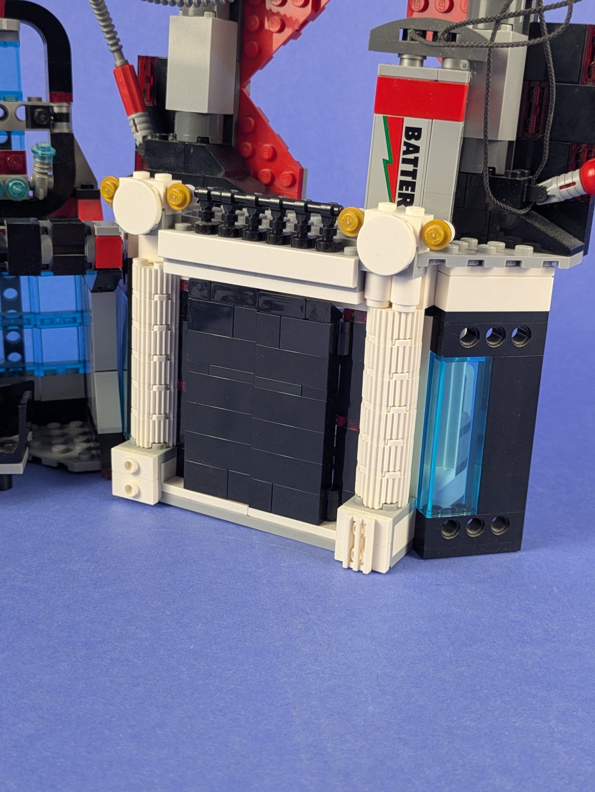 LEGO The LEGO Movie Lord Business' Evil Lair 70809 Incomplete Set Pre-Owned