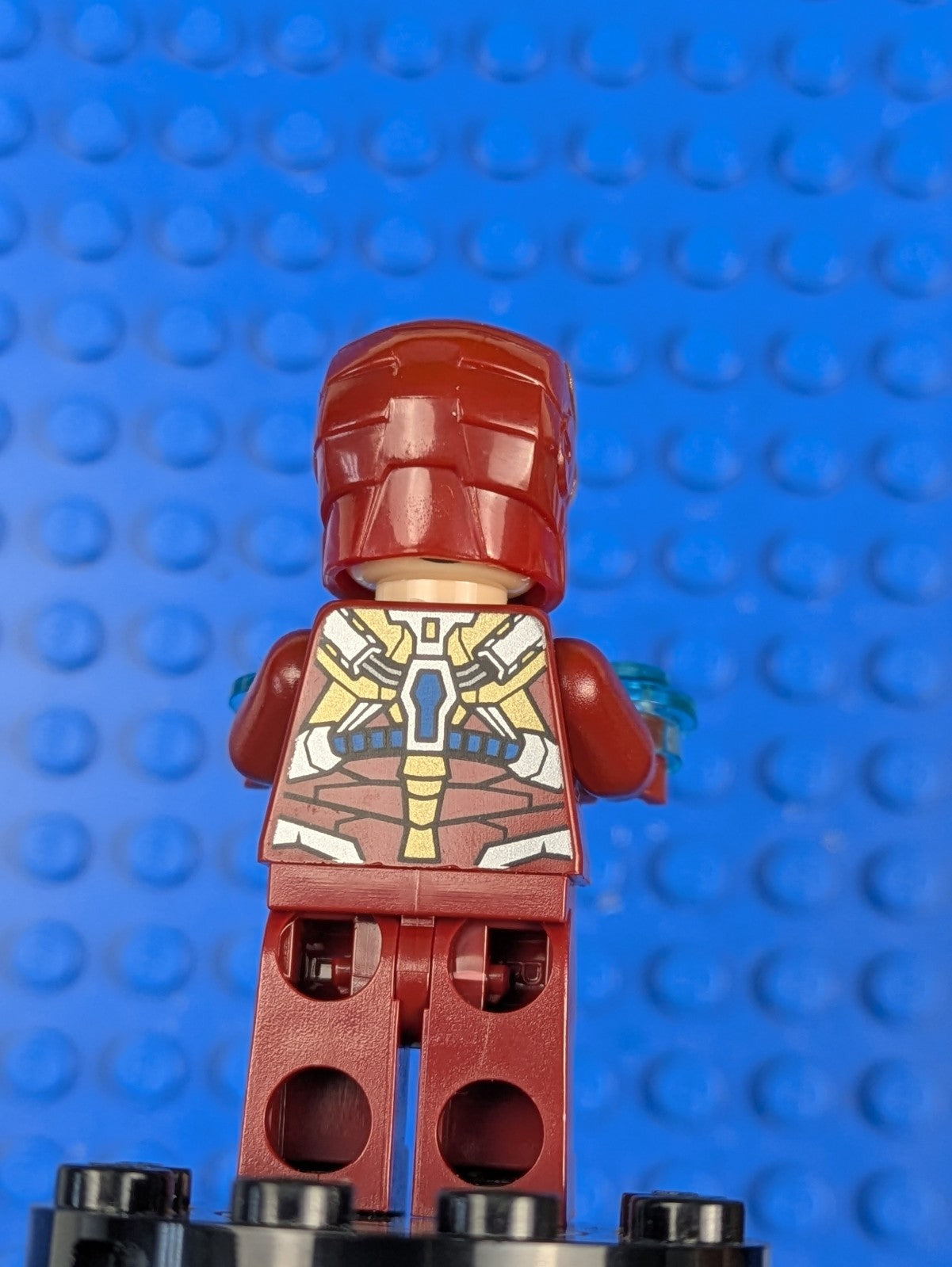 Lego Super Heroes: Iron Man - Mark 17 (Heartbreaker) sh0073 Set 76008