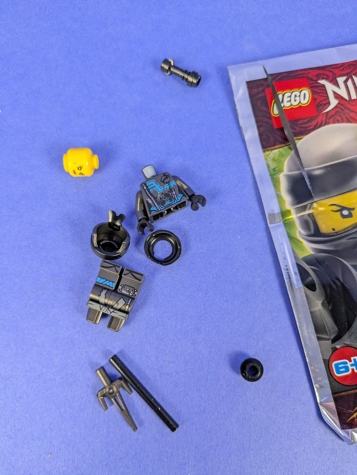 Lego NINJAGO: Hunted: Nya foil pack #3 Set 891951