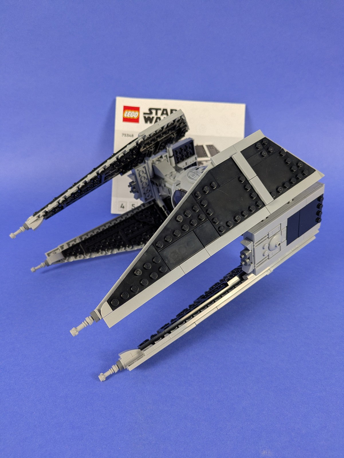 Lego Star Wars: Mandalorian Fang Fighter vs TIE Interceptor Set 75348 Incomplete