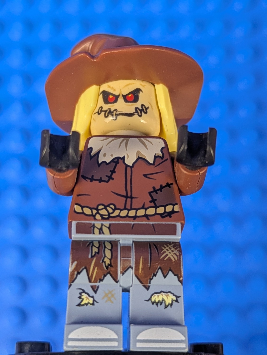 Lego Super Heroes: Scarecrow - Reddish Brown Floppy Hat sh0391 Set 70913