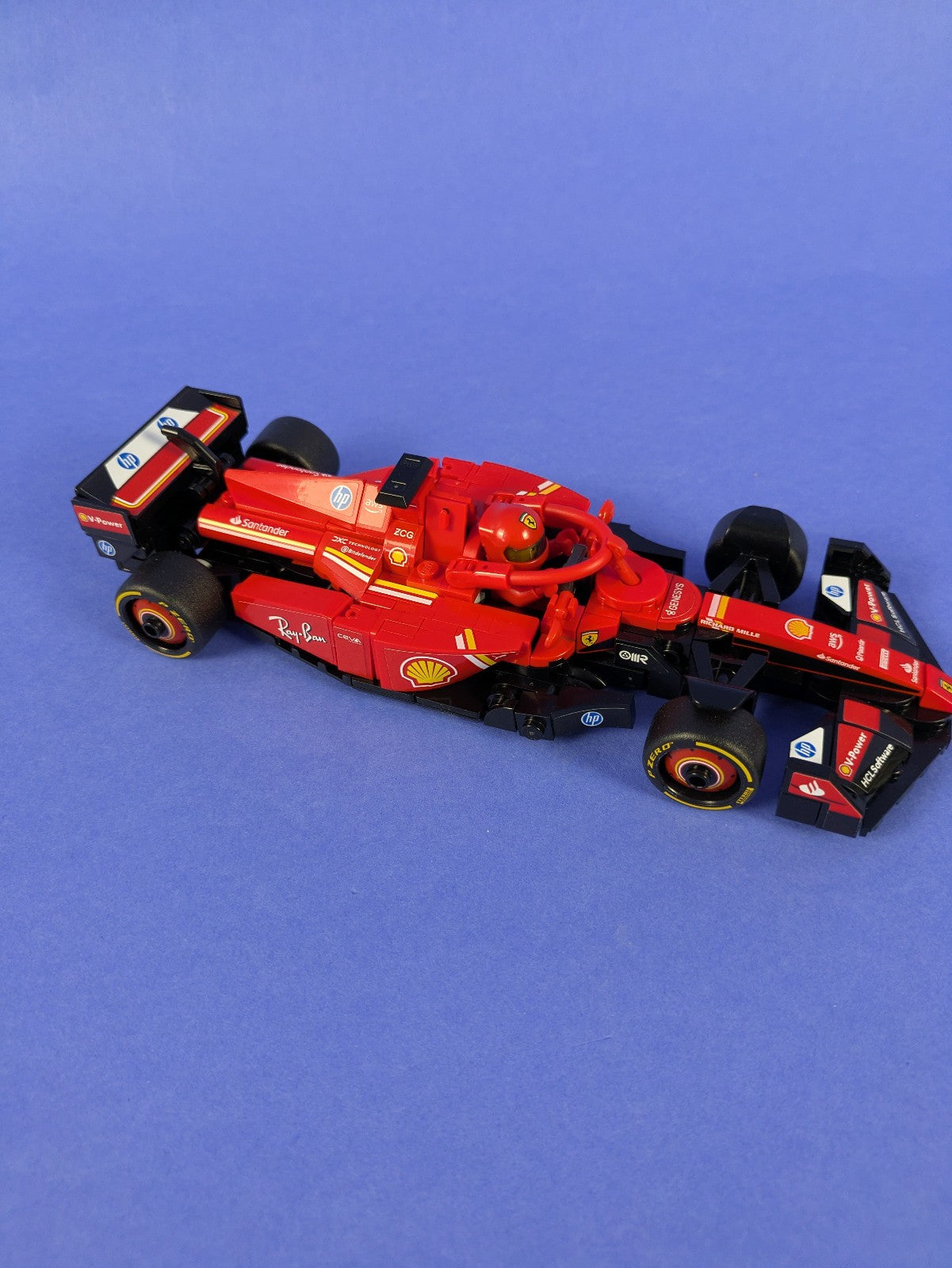 Lego SPEED CHAMPIONS: Ferrari SF-24 Set 77242 Complete Set
