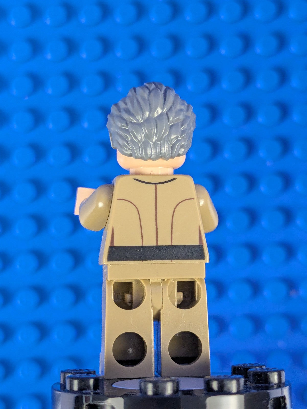 Lego Star Wars: Grand Moff Wilhuff Tarkin - Dark Tan Uniform sw0741 Set 75150