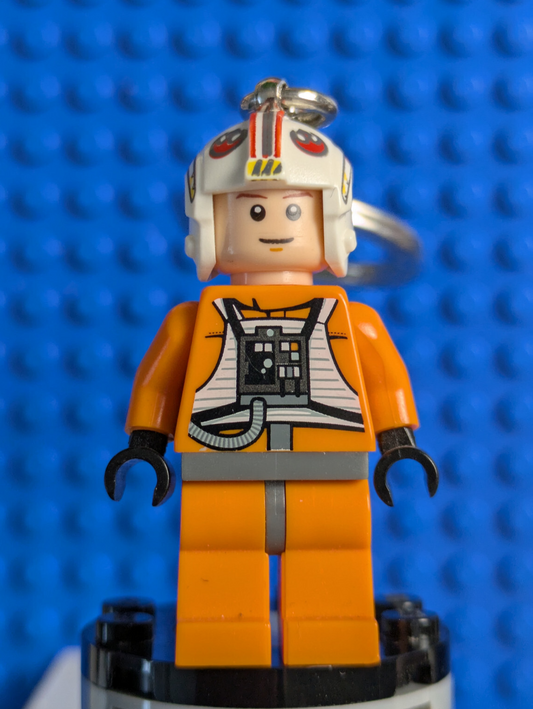 Lego Key Chain: Star Wars: Luke Skywalker (Pilot Suit Key Chain) Set 850448
