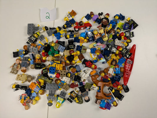 Lego Minifigures Bundle Set: Random Assorted LEGO Minifigures 90+ MINIFIGURES!