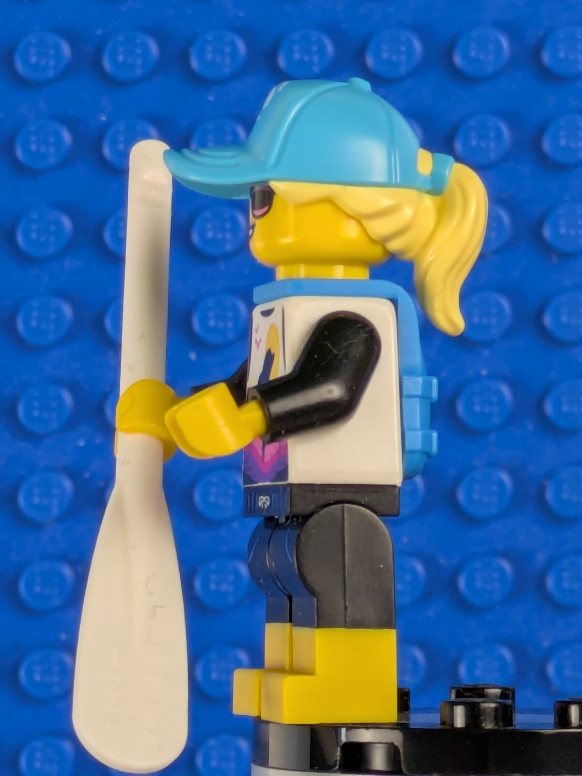 Lego Collectible Minifigures: Series 21: Paddle Surfer col374 Set col21-1