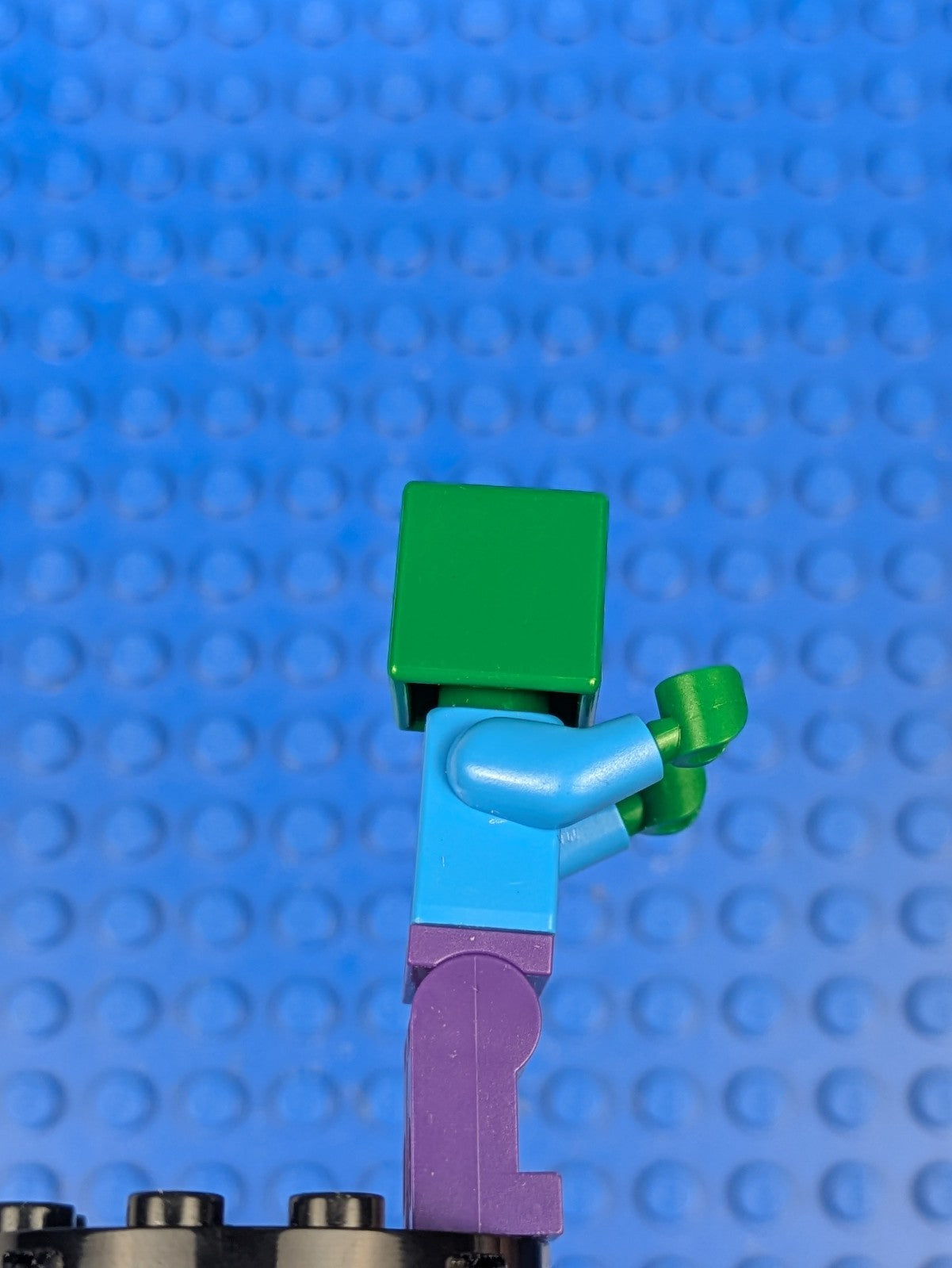 Lego Minecraft: Zombie - Dark Purple Legs min010 Sets 21113, 662101