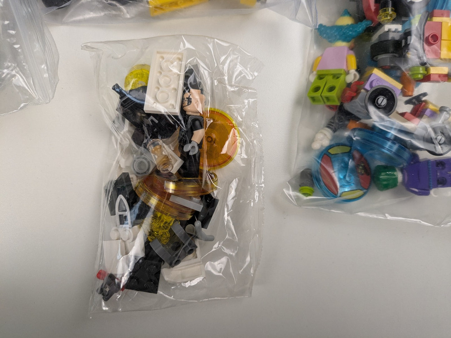 Lego Dimensions: Assorted LEGO Dimensions 20+ Set Bundle - Ultimate Collection!