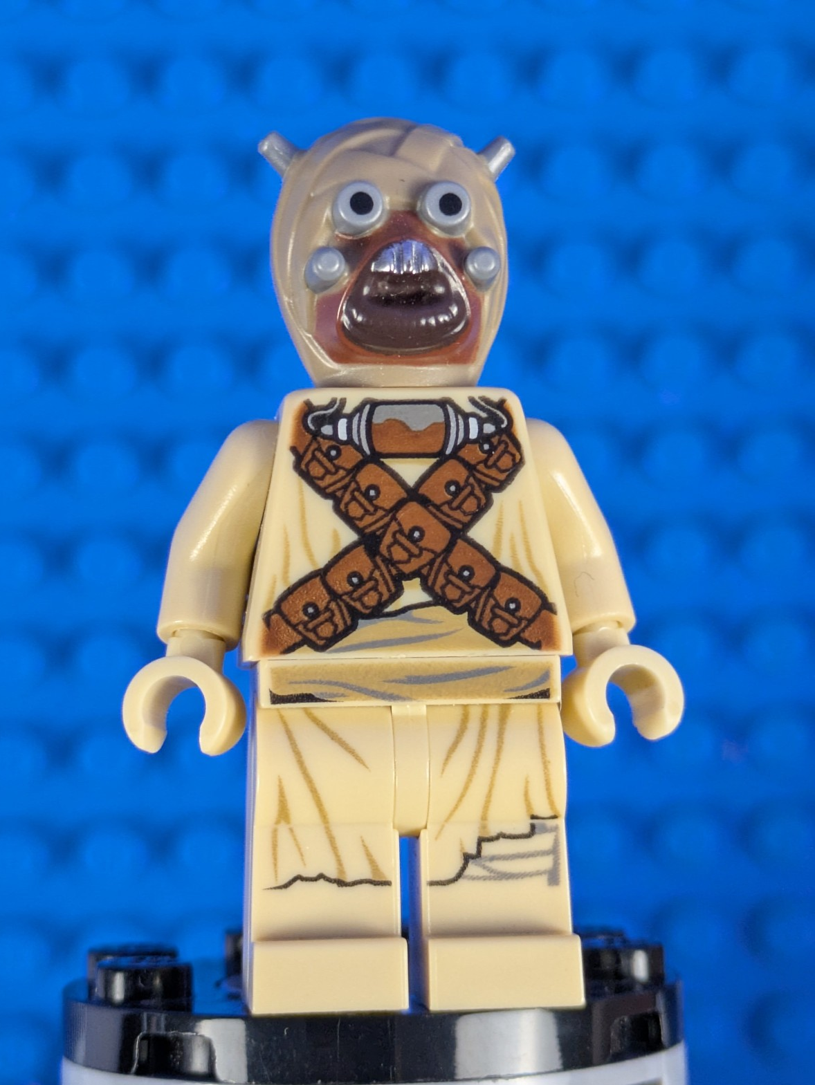 Lego Star Wars: Episode 4-6: Tusken Raider - Dark Tan Head sw0620 Set 75081
