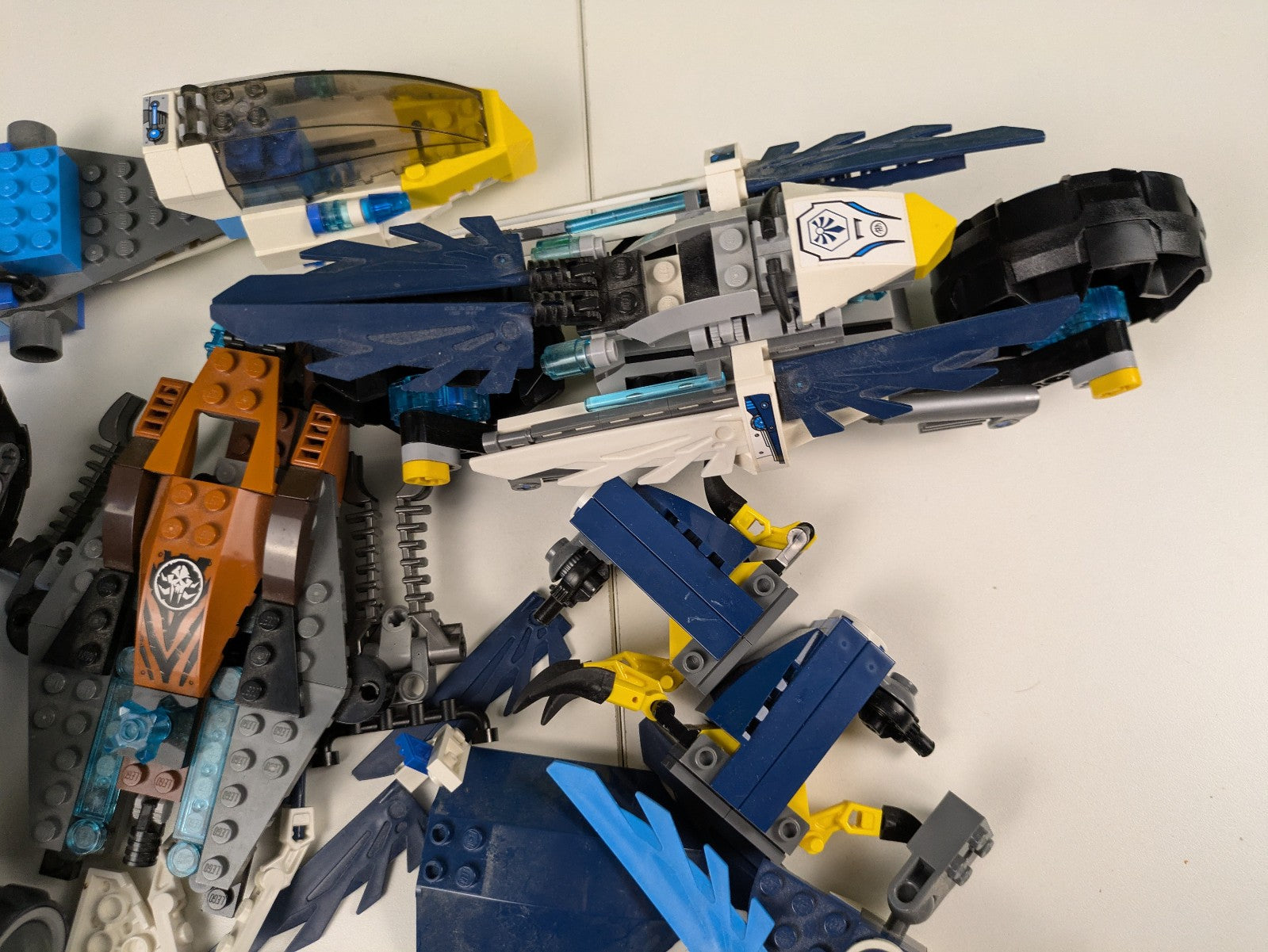 Lego LEGENDS OF CHIMA: Bike, Eagle, Fire Temple Triple Set 70146, 70003, & 70007