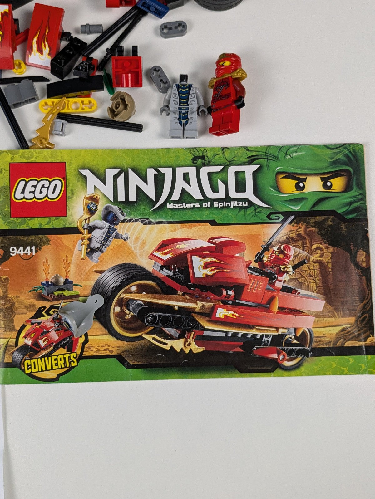 Lego NINJAGO: Rise of the Snakes: Kai's Blade Cycle Set 9441 - Incomplete Set