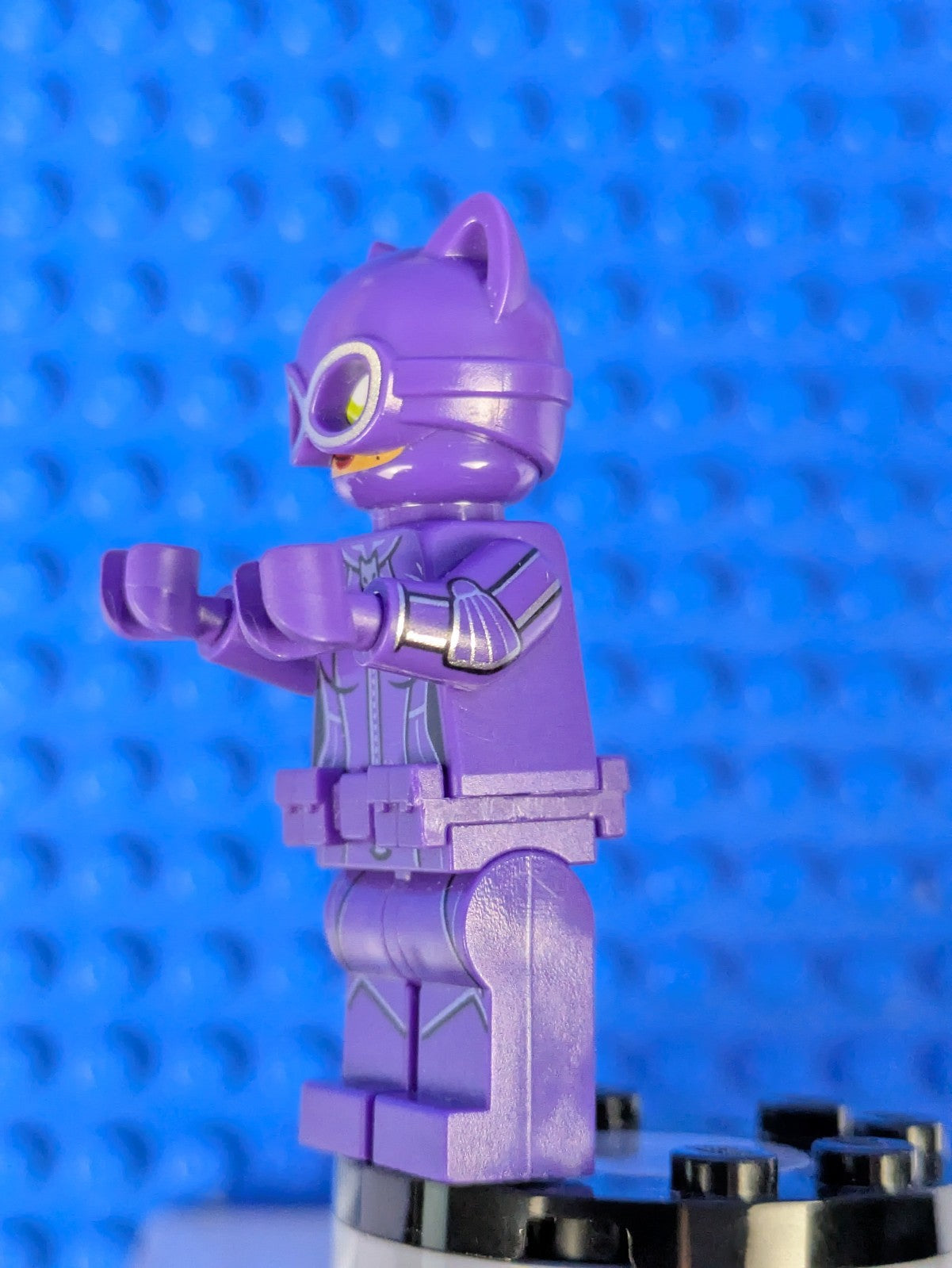 Lego Super Heroes: Catwoman - Dark Purple Suit sh0330 Sets 70902, 70923