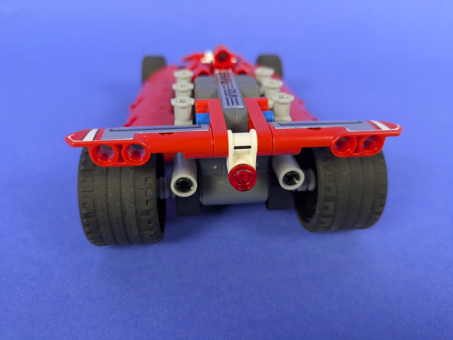 Lego Technic: Model: Race: Race Car 42011