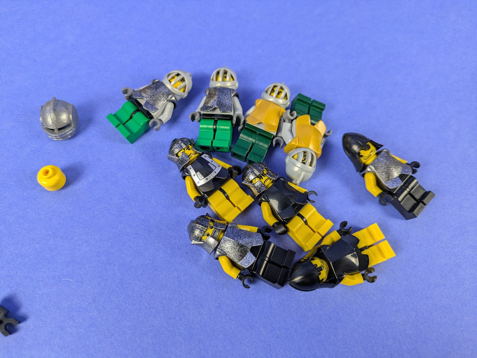 Lego Castle: Knights Kingdom II: Battle at the Pass Set 8813 - Incomplete Set