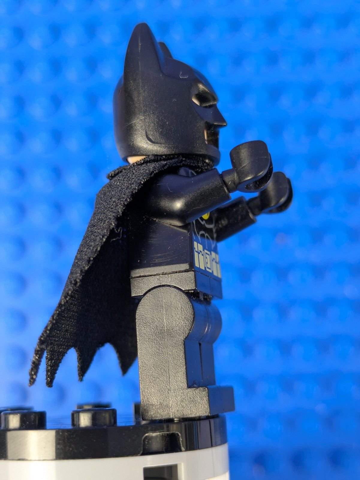 Lego Super Heroes: Batman - Black Suit Yellow Belt sh0016b Sets 77903, 212008