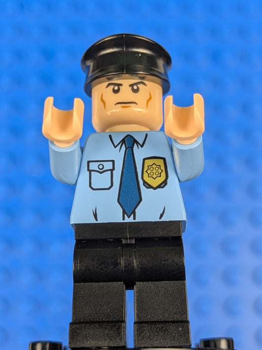 Lego Super Heroes: Ultimate Spider-Man: Armored Truck Driver sh0109 Set 76015