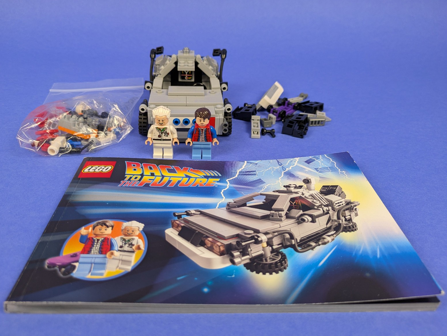 Lego LEGO Ideas (CUUSOO): The DeLorean Time Machine Set 21103 - Complete Set