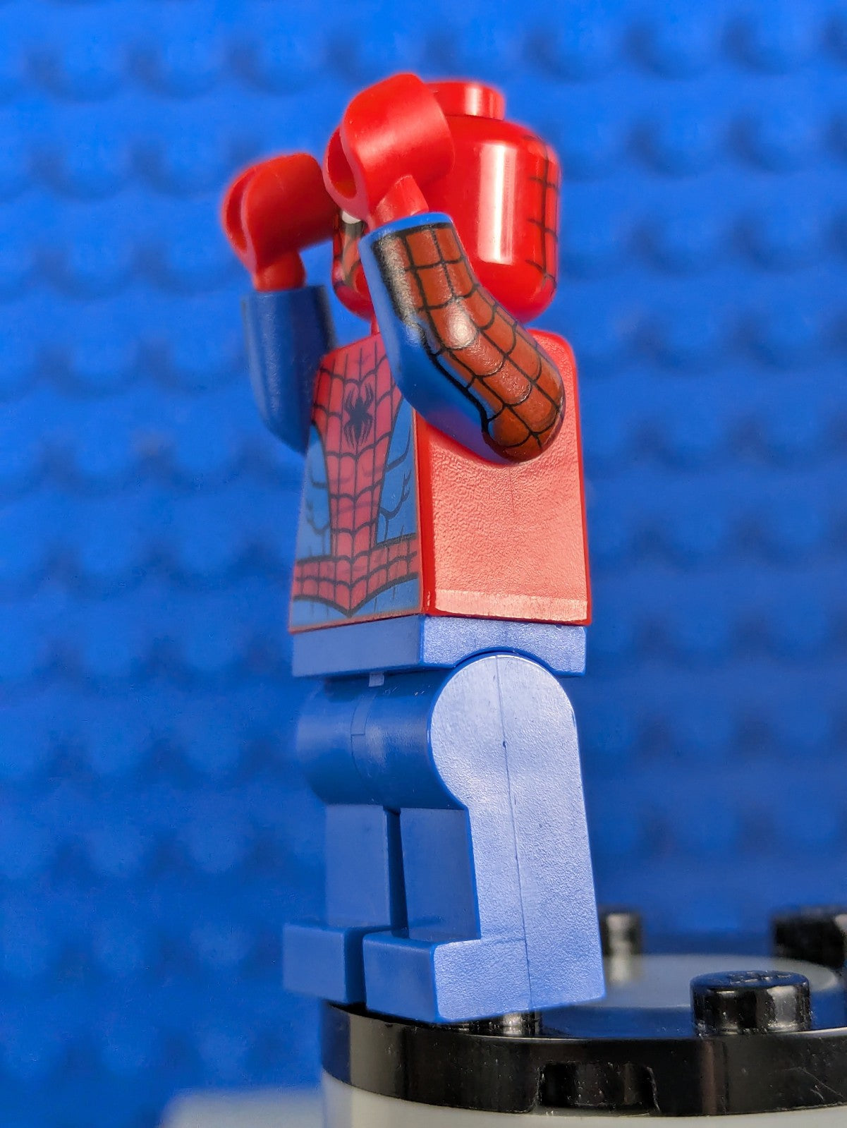 Lego Super Heroes: Spider-Man - Printed Blue Arms sh0684 Set 76175