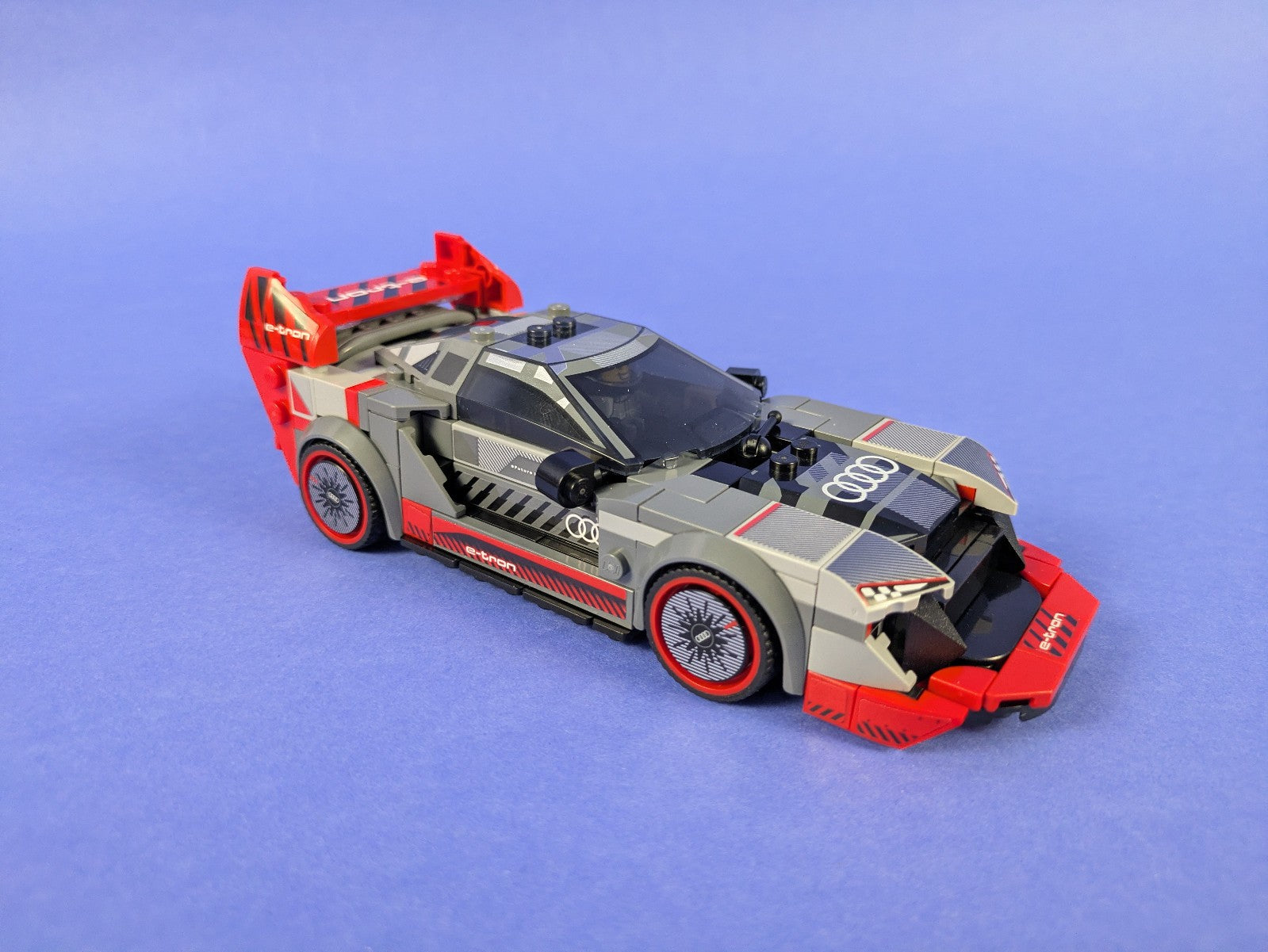 Lego SPEED CHAMPIONS: Audi S1 e-tron quattro Set 76921 Complete Set