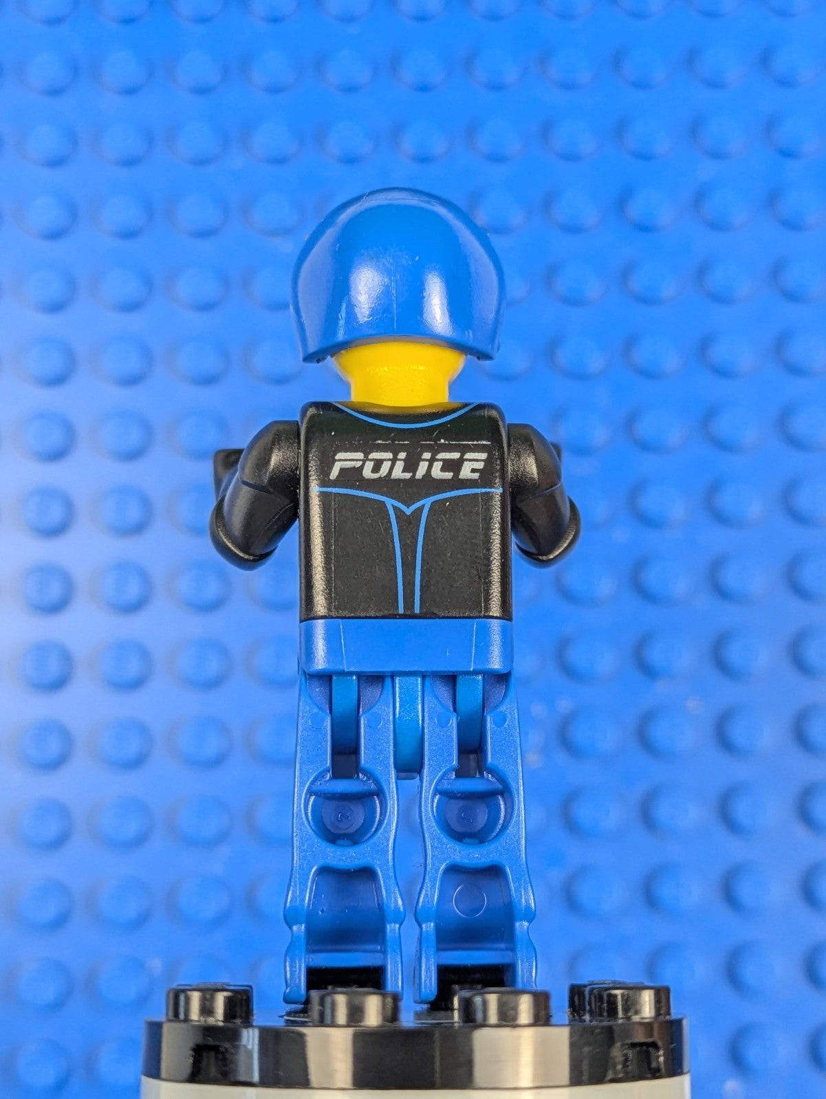 Lego 4 Juniors: Jack Stone: Police - Blue Legs js005 Set 4611