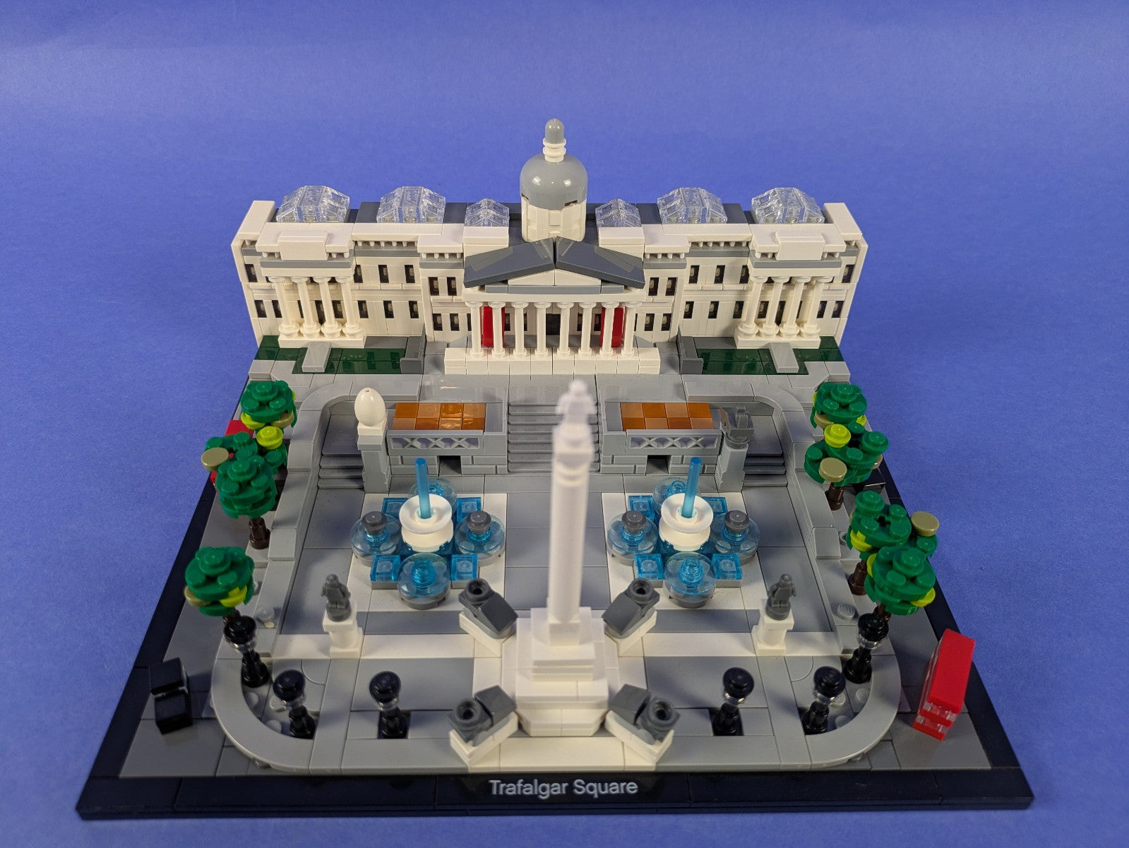 Lego Architecture: Trafalgar Square Set 21045 Complete Set