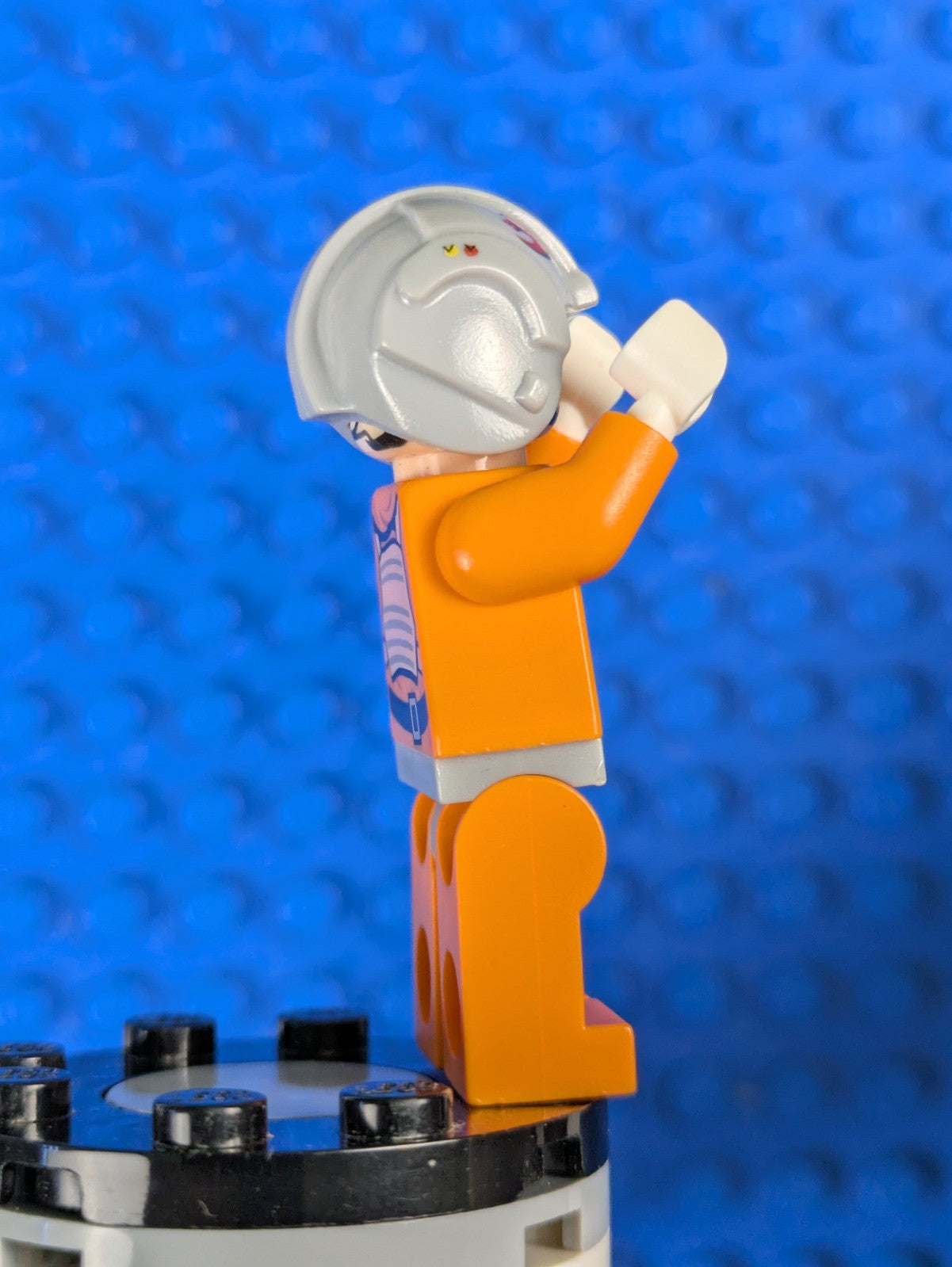 Lego Star Wars: Snowspeeder Pilot - Light Bluish Gray Helmet sw0607 Set 75074