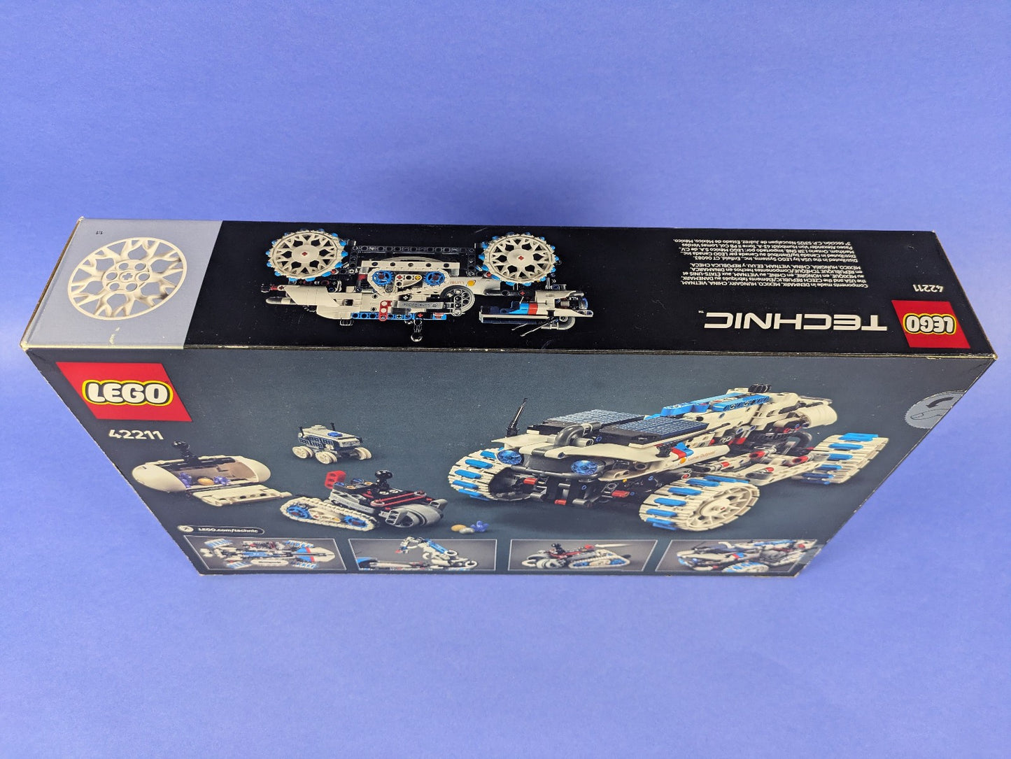 Lego Technic: Model: Space Exploration: Lunar Outpost Moon Rover 42211 BRAND NEW