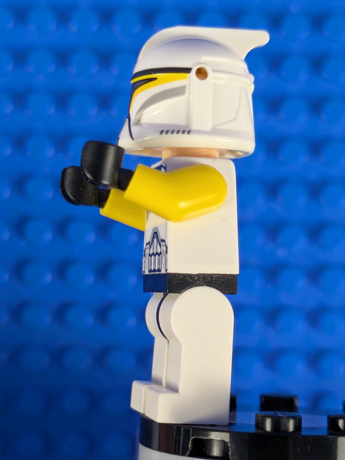 Lego Star Wars: Clone Trooper Commander (Phase 1) - Yellow Arms sw0481 Set 75019